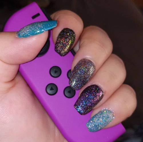 Customer photo review of Nail Pump-Ups in Girls' Night Out (240 Pieces)