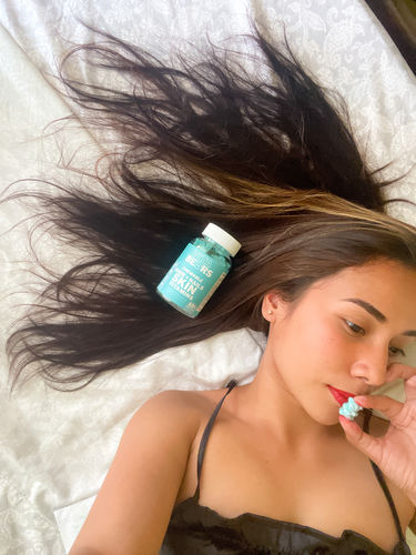 Customer photo review of Hair Vitamin Gummies