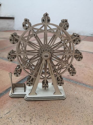 Customer photo review of Dirigeable - La Maquette en Bois®