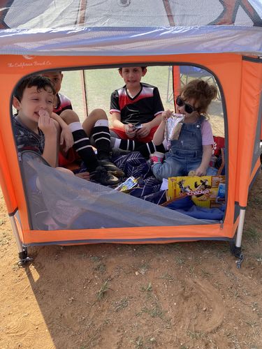 Customer photo review of Pop N' Go® Playpen