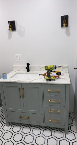 Customer photo review of CCS201 - 42" Grey, Floor Standing Modern Bathroom Vanity , Calcatta Quartz Countertop, Chrome Hardware