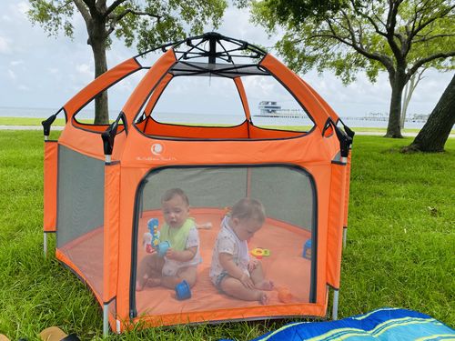 Customer photo review of Pop N' Go® Playpen