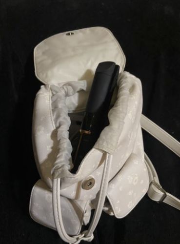 Customer photo review of Solvani Portable Flat Iron