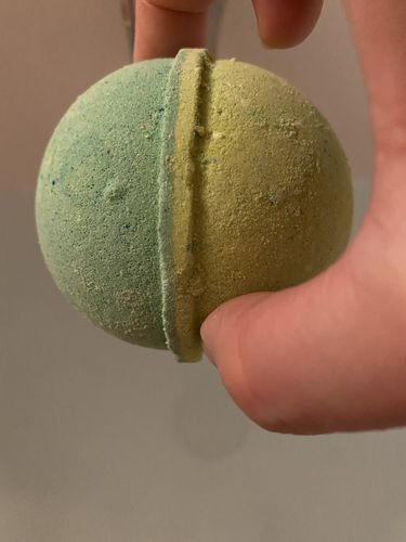 Customer photo review of Bath Bomb - Under The Tree