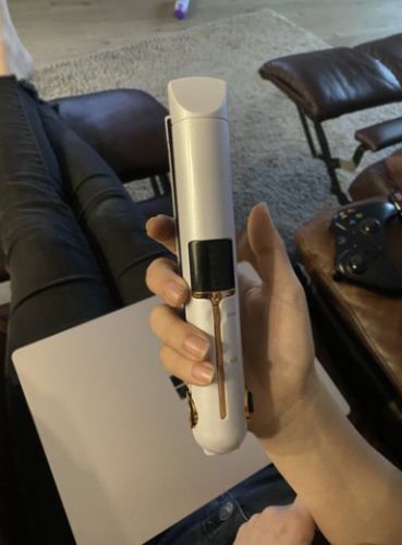 Customer photo review of Solvani Portable Flat Iron