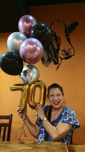 Customer photo review of Chrome Gold And Black Bouquet With Matching Gold Numbers