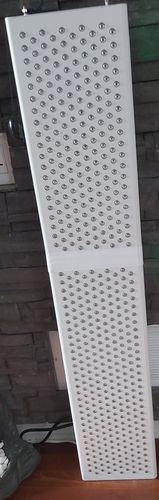 Customer photo review of Rouge Pro - Red Light Therapy Device for Superior Coverage