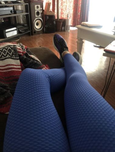 Customer photo review of MadisonPeach Leggings