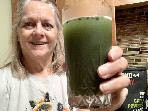 Customer photo review of Rewind Greens 30-Day Supply