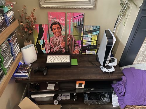 Customer photo review of American Psycho Hip To Be Square Neon Canvas Sets