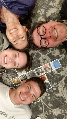 Customer photo review of OuiSi: Games of Visual Connection