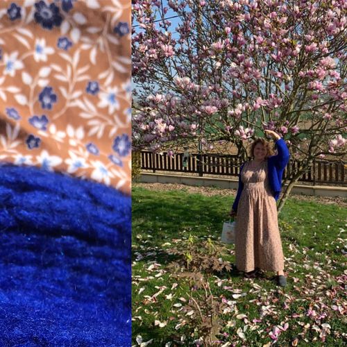 Customer photo review of Robe Clara - Coton ocre fleuri bleu