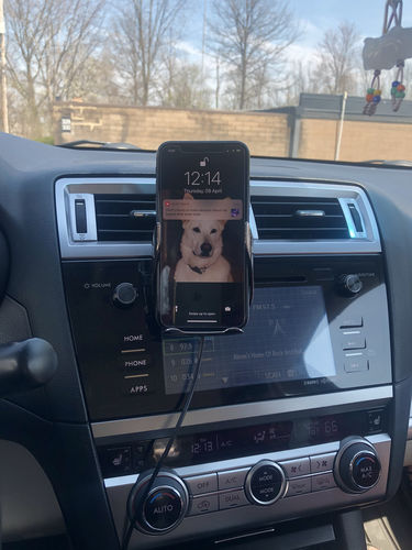 Customer photo review of MiLi Carmate IV --- 15W Qi Fast Charging, Auto-Clamping, 360° rotation, Easy to install, Wireless Charging