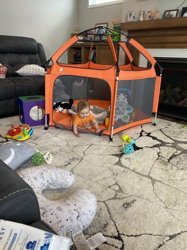 Customer photo review of Pop N' Go® Playpen