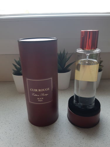 Customer photo review of Cuir Rouge
