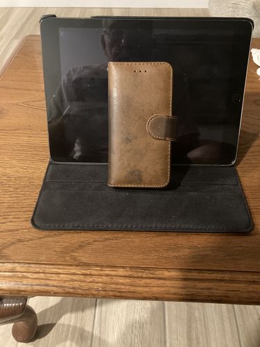 Customer photo review of Premium Detachable Leather Wallet Case for iPhone