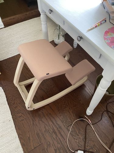 Customer photo review of Variable Balans Kneeling Chair Customizable
