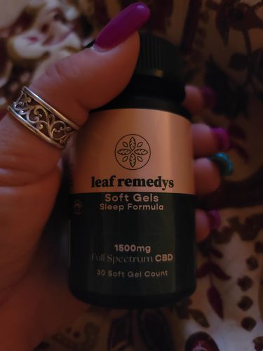 Customer photo review of 1500mg CBD Soft Gels sleep formula