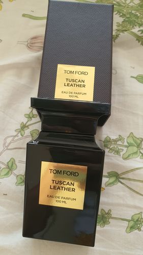 Customer photo review of Tom Ford Tuscan Leather Eau De Perfume