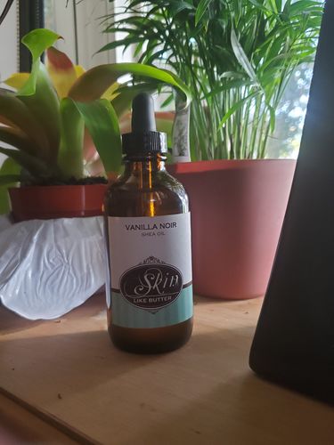 Customer photo review of Wild Crafted Shea Oil
