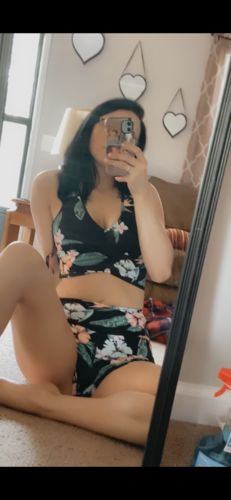 Customer photo review of V-Neck Cinched Active Bra - Floral