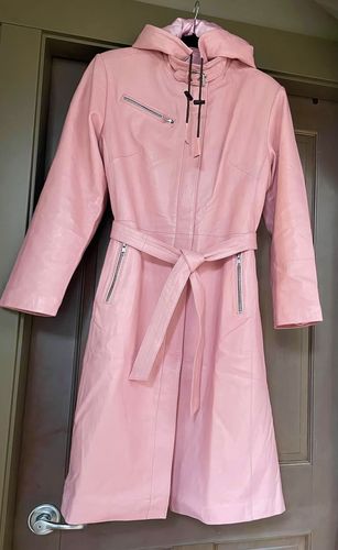 Customer photo review of Women's Belinda 3/4 length Leather Trench Coat