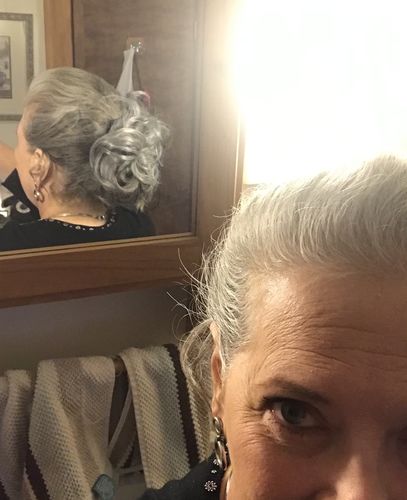 Customer photo review of Top Knot Ponytail Holder