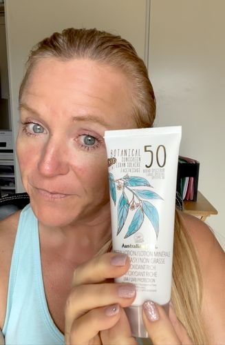 Customer photo review of BOTANICAL SPF 50 TINTED FACE
