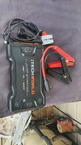 Customer photo review of JS80 Portable Jump Starter Backup Power Bank 3000 amp