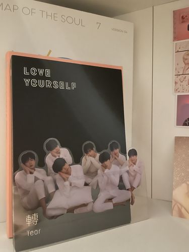 Customer photo review of BTS - LOVE YOURSELF 轉 Tear