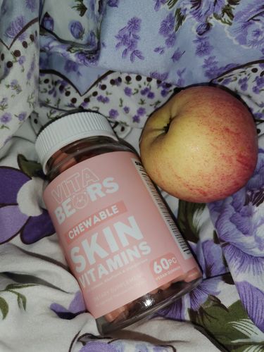 Customer photo review of Skin Vitamin Gummies