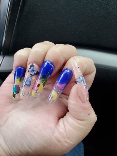 Customer photo review of Boutique Florists Dried Flowers and Nail Extension Gel in Clear (50ml) Set