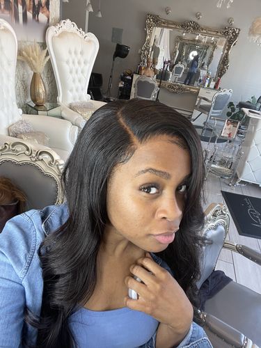 Customer photo review of Brooklyn Hair 9A Brazilian Loose Wave 6x6 Transparent (HD) Lace Closure