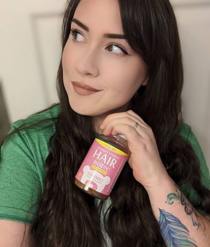 Customer photo review of Sugar-Free Biotin Vitamin Gummies with 10000mcg biotin for Hair Growth, Skin and Nails 60 Cts - 3 Natural Fruit Flavors