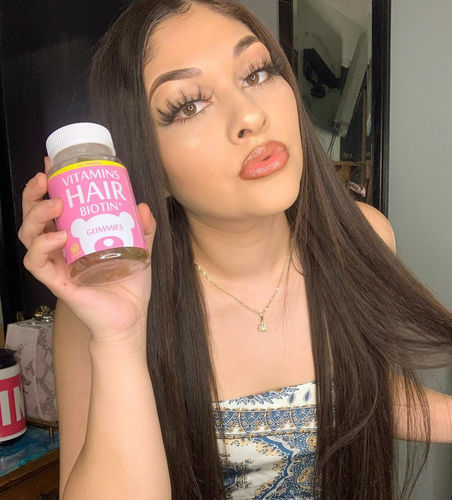 Customer photo review of Biotin Vitamin Gummies with 10000mcg biotin for Hair Growth, Skin and Nails 60 vegan gummies
