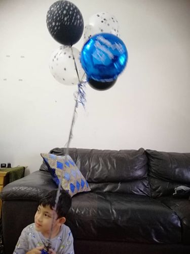 Customer photo review of Star Confetti On Clear Bouquet