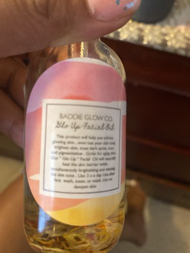 Customer photo review of "GLO UP" FACIAL OIL