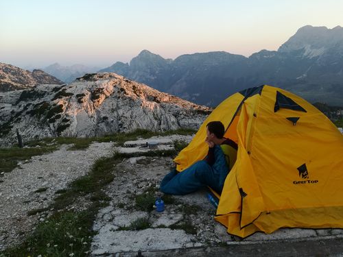 Customer photo review of Large And Spacious 4 Person Family Camping Tent - Pop Up Tent With Bed