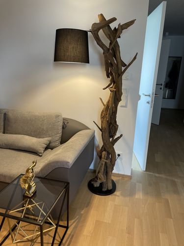 Customer photo review of Wurzel Holz Lampe MORGAN inkl. Lampenschirm Schwarz