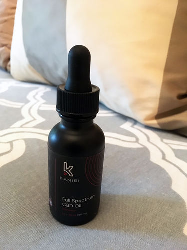 Customer photo review of Full Spectrum CBD Oil Tincture