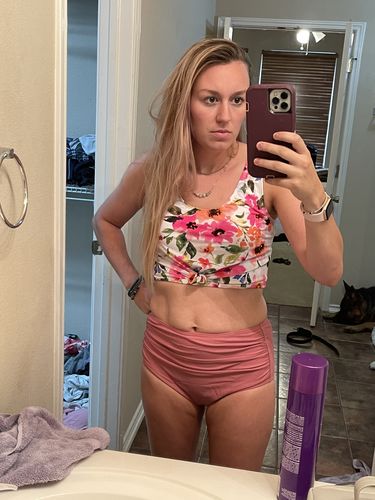 Customer photo review of Traveler Top | Pink Floral