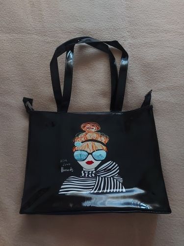 Customer photo review of Reusable Fashion PVC Shopping Bag Eco Friendly Large Capacity Waterproof Handbags