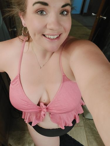 Customer photo review of Bora Top | Watermelon