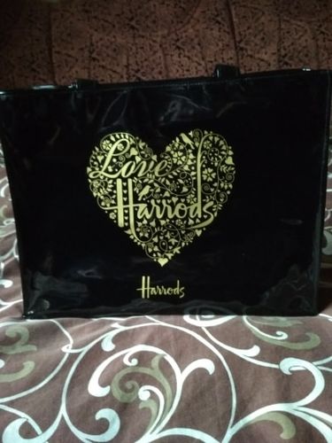 Customer photo review of Reusable Fashion PVC Shopping Bag Eco Friendly Large Capacity Waterproof Handbags