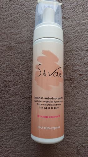 Customer photo review of Mousse autobronzante