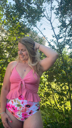 Customer photo review of Bora Top | Watermelon