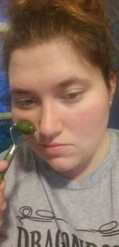 Customer photo review of The De-Puffing Facial Roller