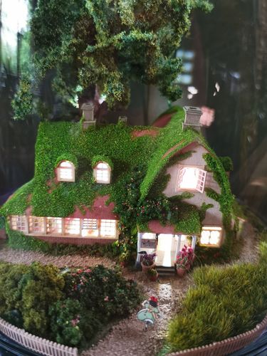 Customer photo review of Miniatuart | Kiki la petite sorcière : La Maison de Kiki et Jiji (grande)