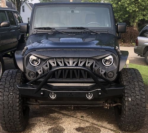 Customer photo review of Shark Grille & Halo Headlights & Halo Fog Lights Combo for 07-18 Wrangler JK/ JKU