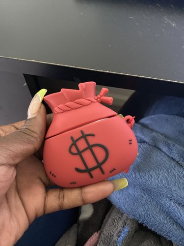 Customer photo review of HipCity Money Bag Airpod Case